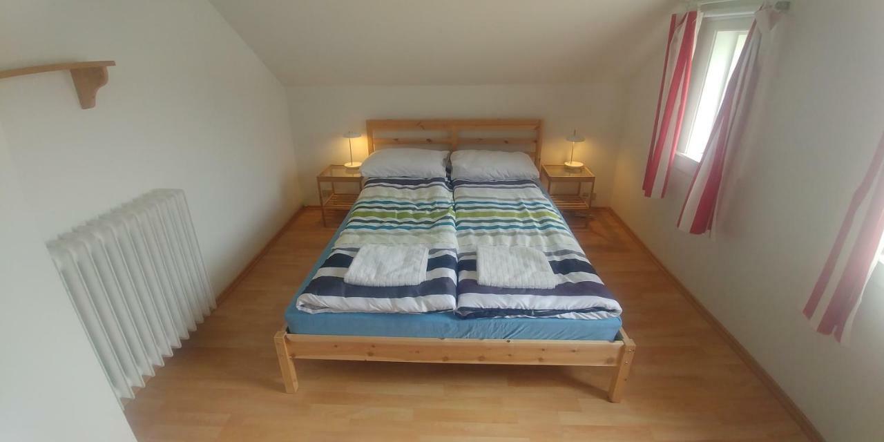 East Iceland Homestay Eskifjörður Esterno foto