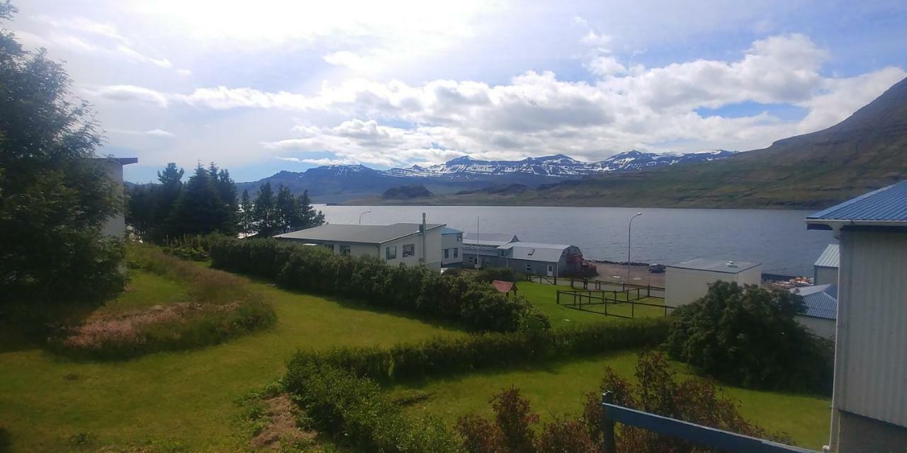 East Iceland Homestay Eskifjörður Esterno foto